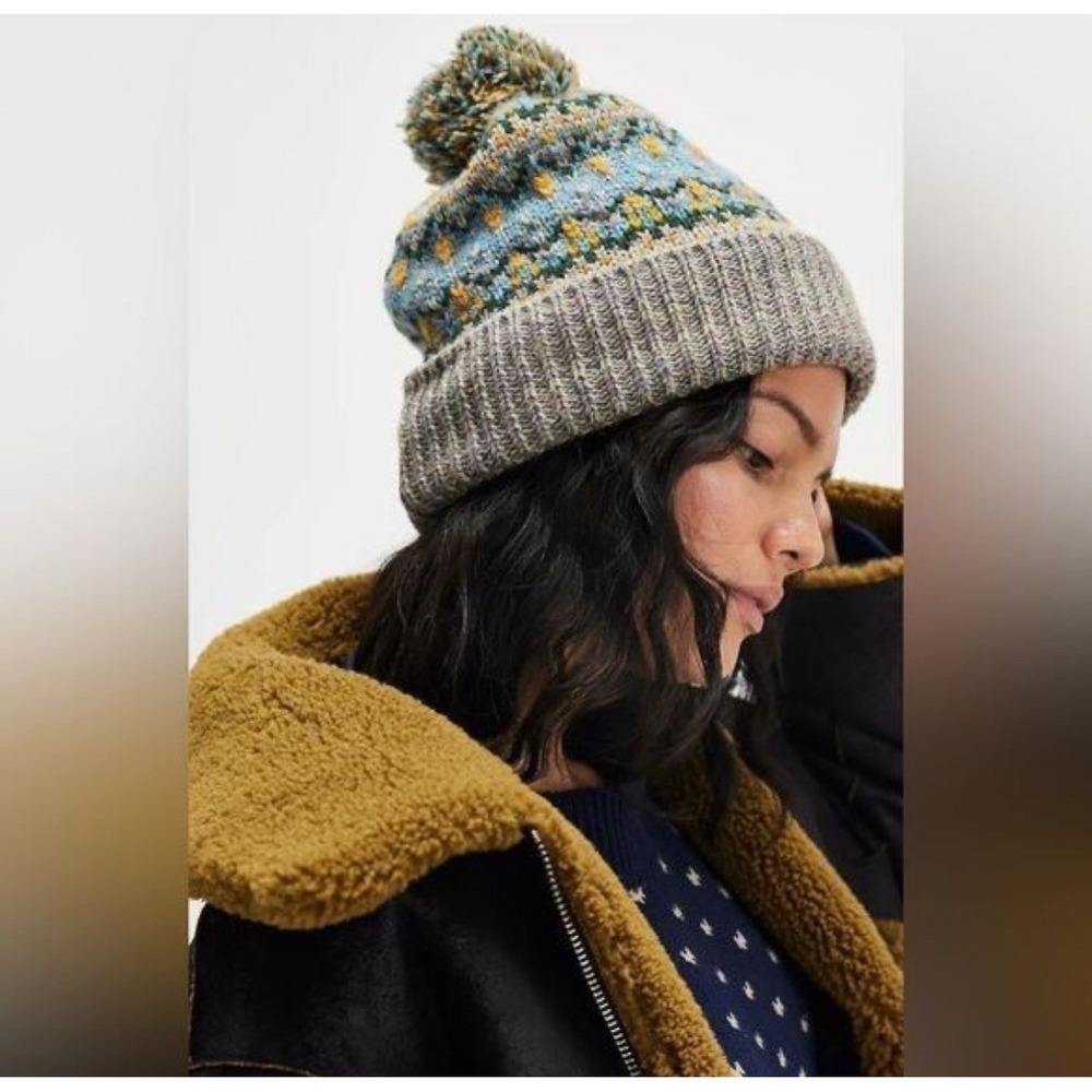Free People First Frost Fair Isle Pom Pom Beanie Hat Women OS Blue‎ Fleece Line